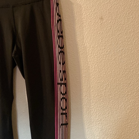 2-piece Bebe Sport racerback workout tank size small leggings size medium - Picture 7 of 9